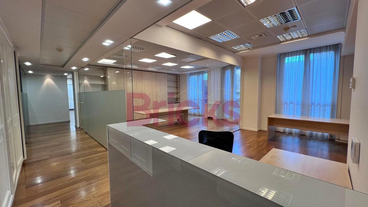 ufficio in vendita a Milano in zona Porta Venezia