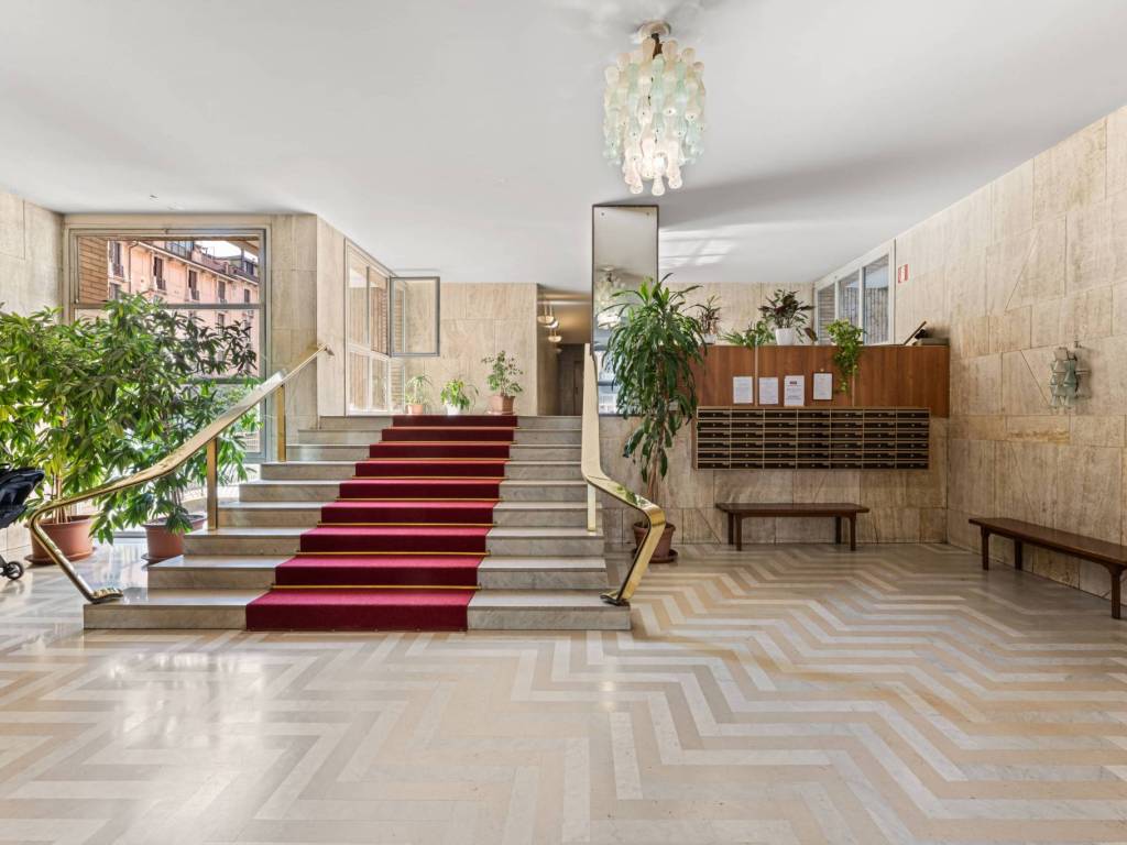 appartamento in vendita a Milano in zona Porta Romana