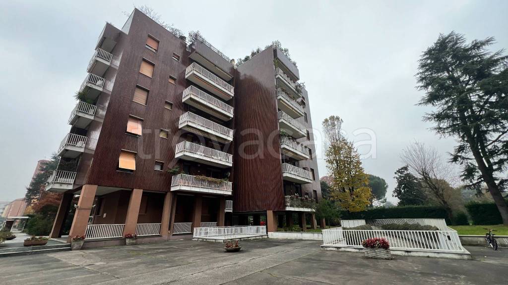 appartamento in vendita a Milano in zona Bruzzano
