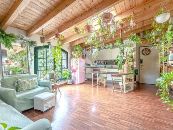 appartamento in vendita a Milano in zona Isola
