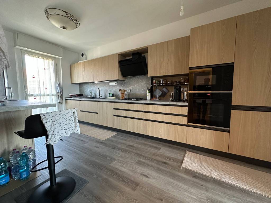 appartamento in vendita a Milano in zona Gratosoglio