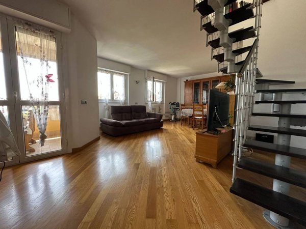 appartamento in vendita a Milano in zona Gratosoglio
