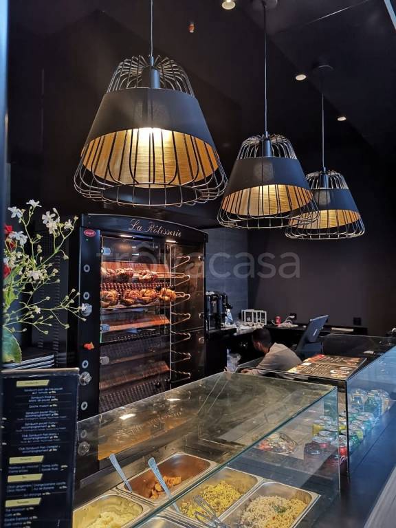 negozio in vendita a Milano in zona Stazione Centrale