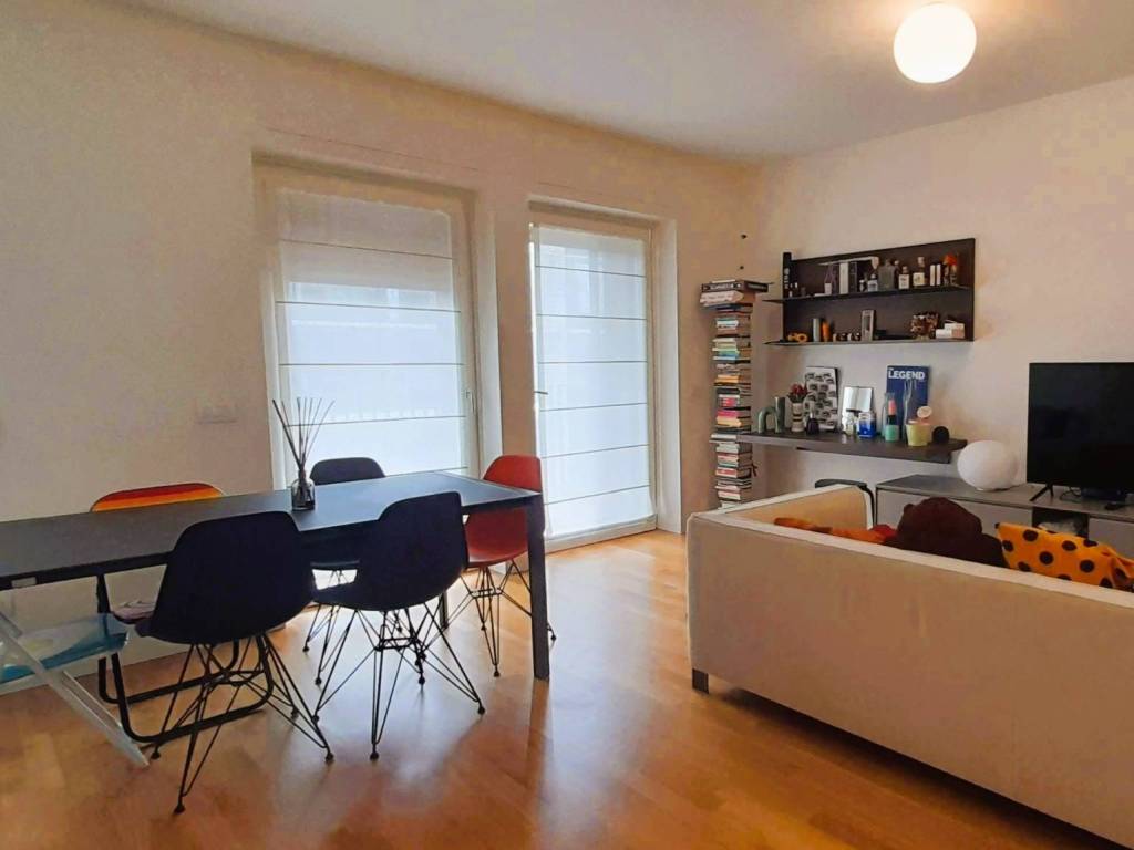 appartamento in vendita a Milano in zona Isola