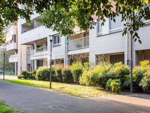 appartamento in vendita a Milano in zona Quarto Oggiaro