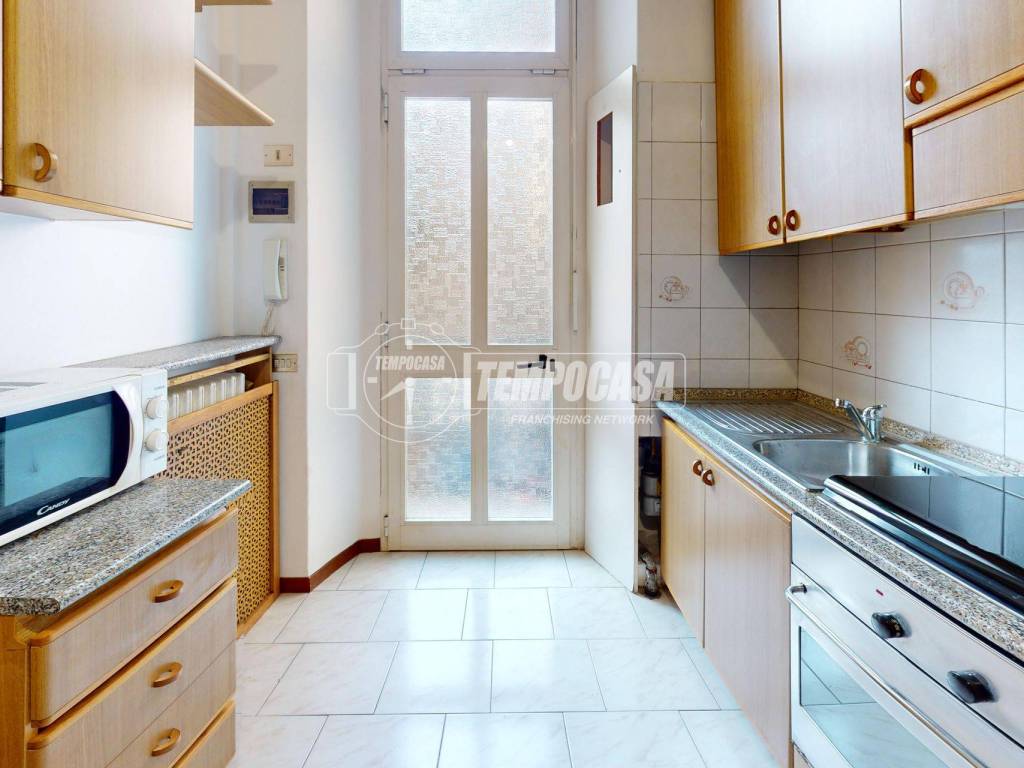 appartamento in vendita a Milano in zona Cagnola