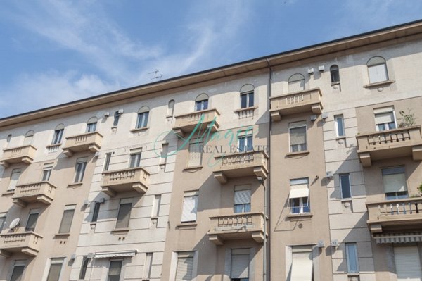 appartamento in vendita a Milano in zona Lambrate