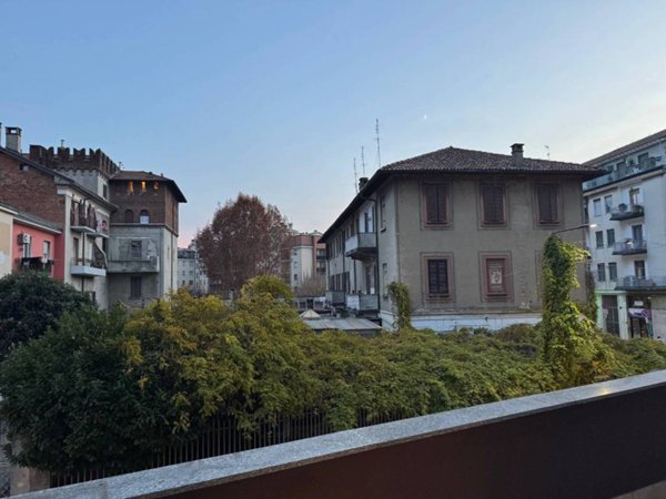 appartamento in vendita a Milano in zona Niguarda