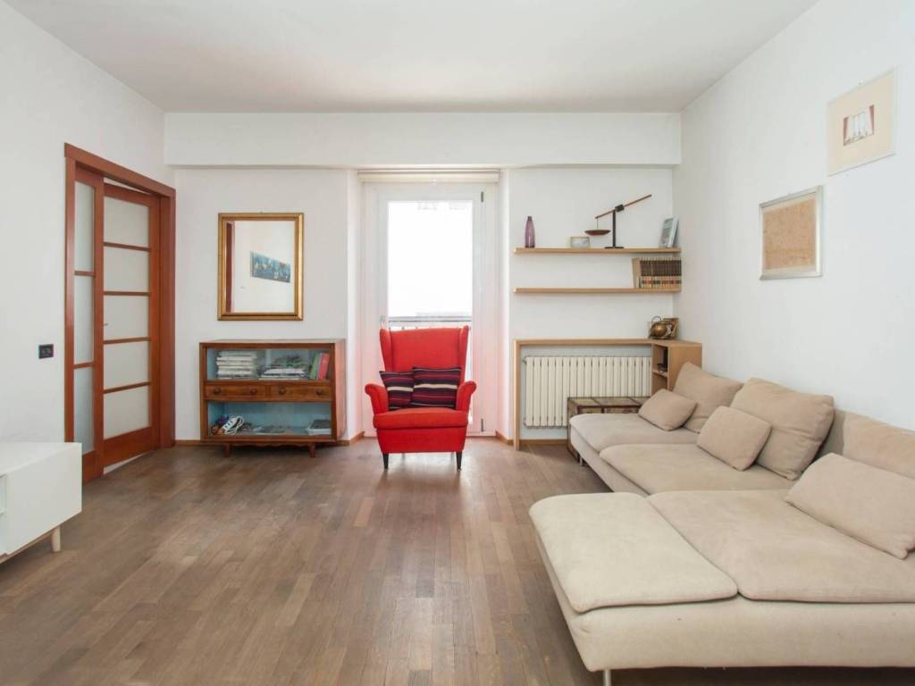 appartamento in vendita a Milano in zona Porta Romana