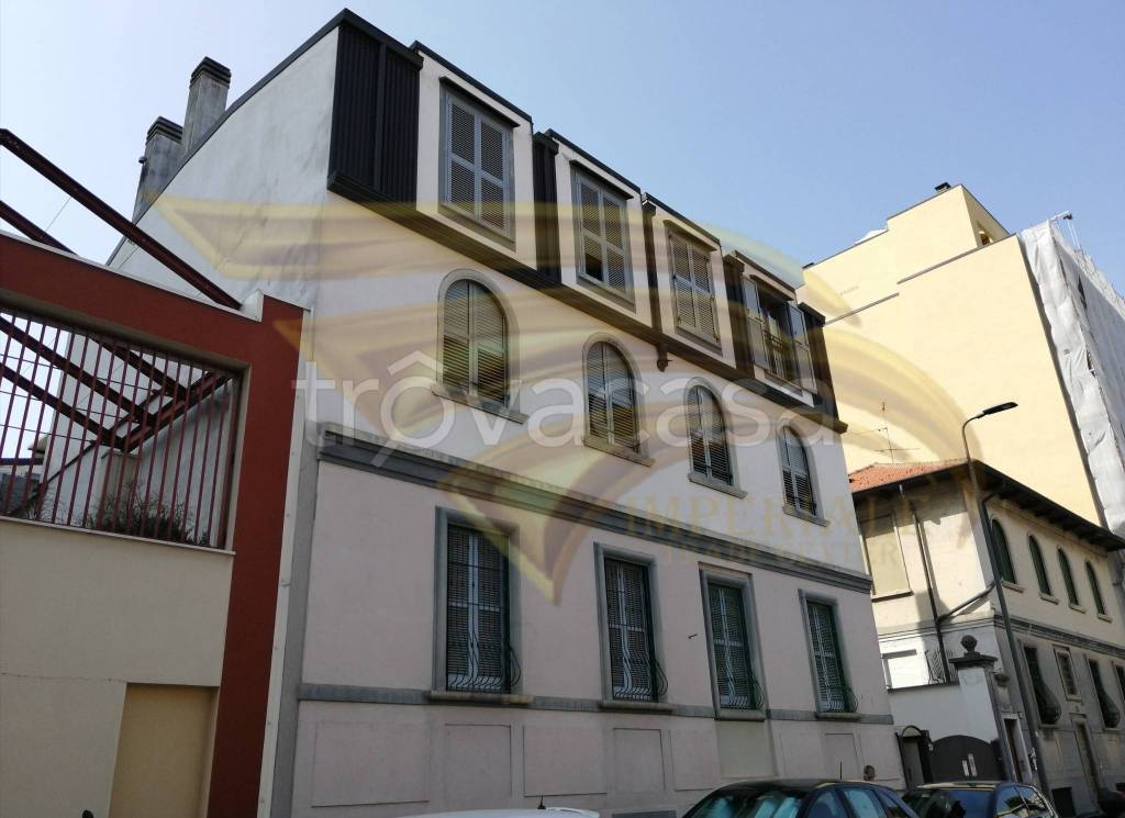 appartamento in vendita a Milano in zona Corvetto