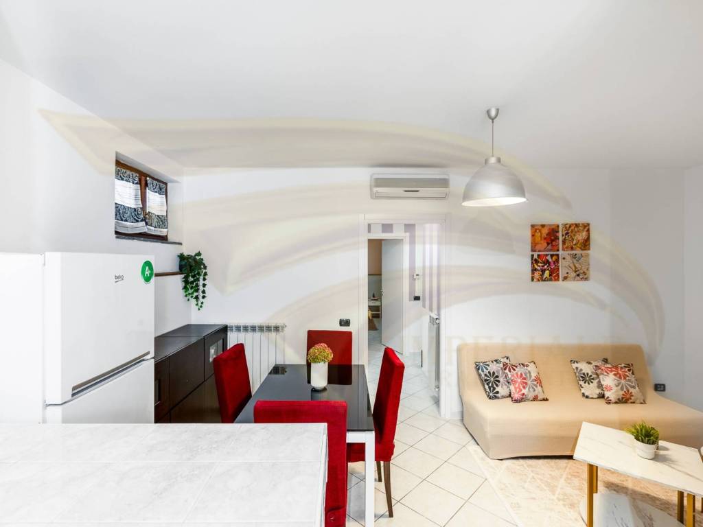 appartamento in vendita a Milano in zona Corvetto