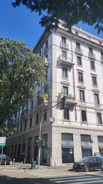 appartamento in vendita a Milano in zona Casoretto