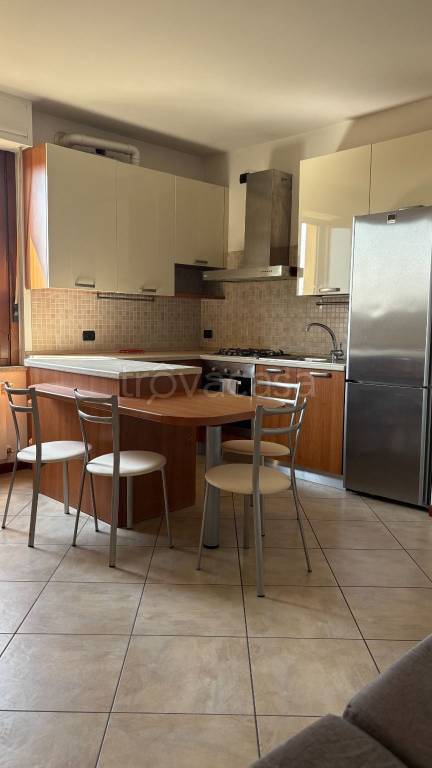 appartamento in vendita a Milano in zona Muggiano