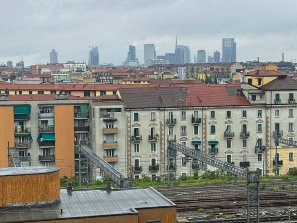 appartamento in vendita a Milano in zona Lambrate