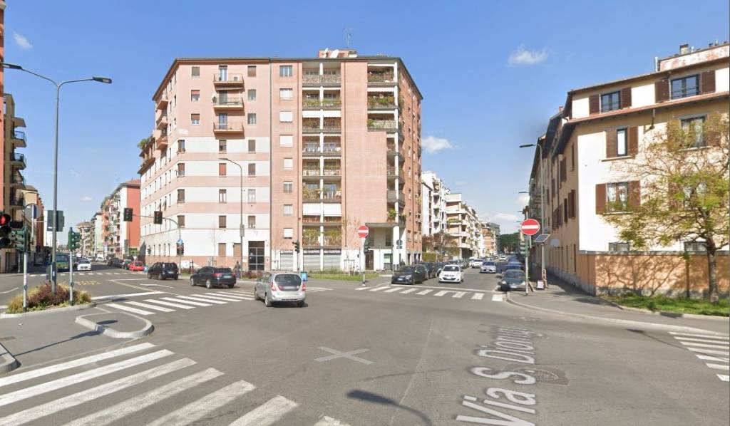appartamento in vendita a Milano in zona Corvetto