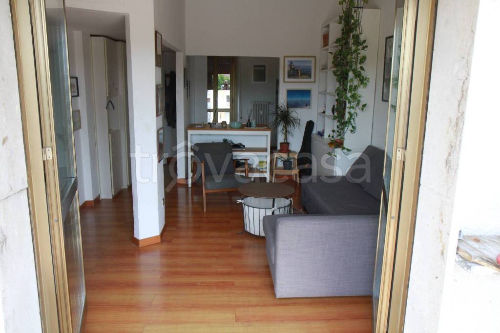 appartamento in vendita a Milano in zona Sempione