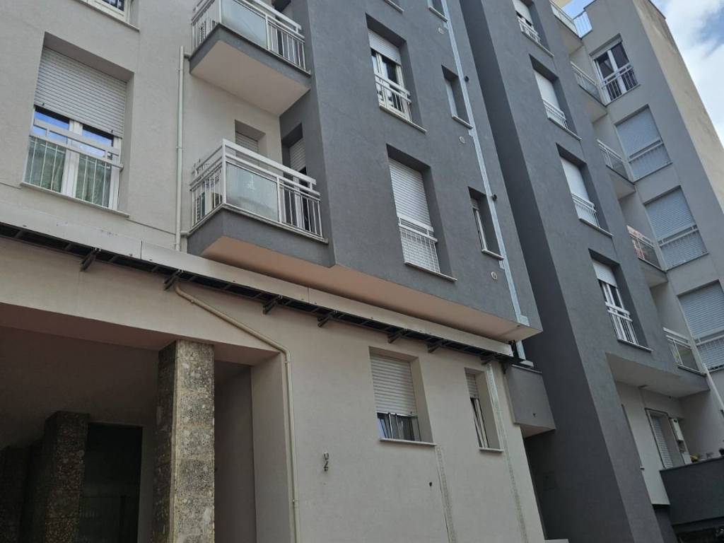 appartamento in vendita a Milano in zona Quarto Oggiaro