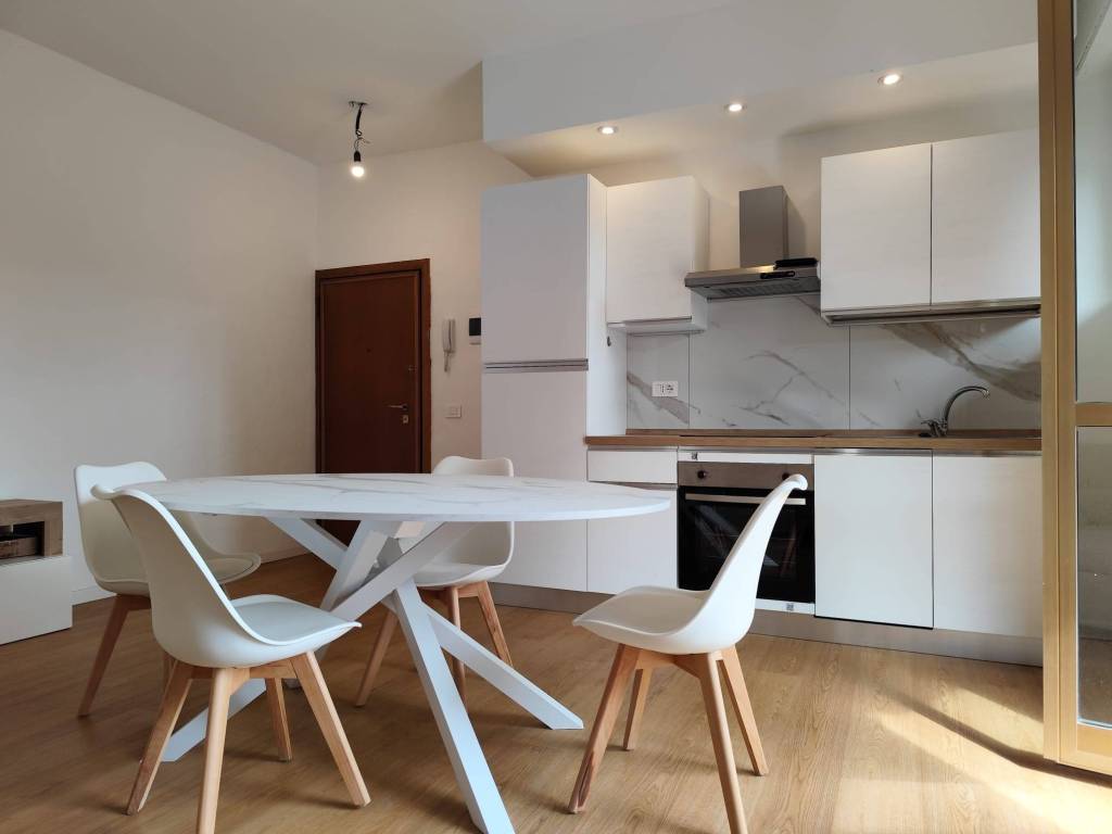 appartamento in vendita a Milano in zona Forlanini