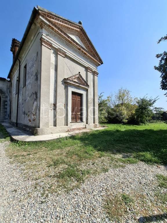 casa indipendente in vendita a Milano in zona Chiesa Rossa