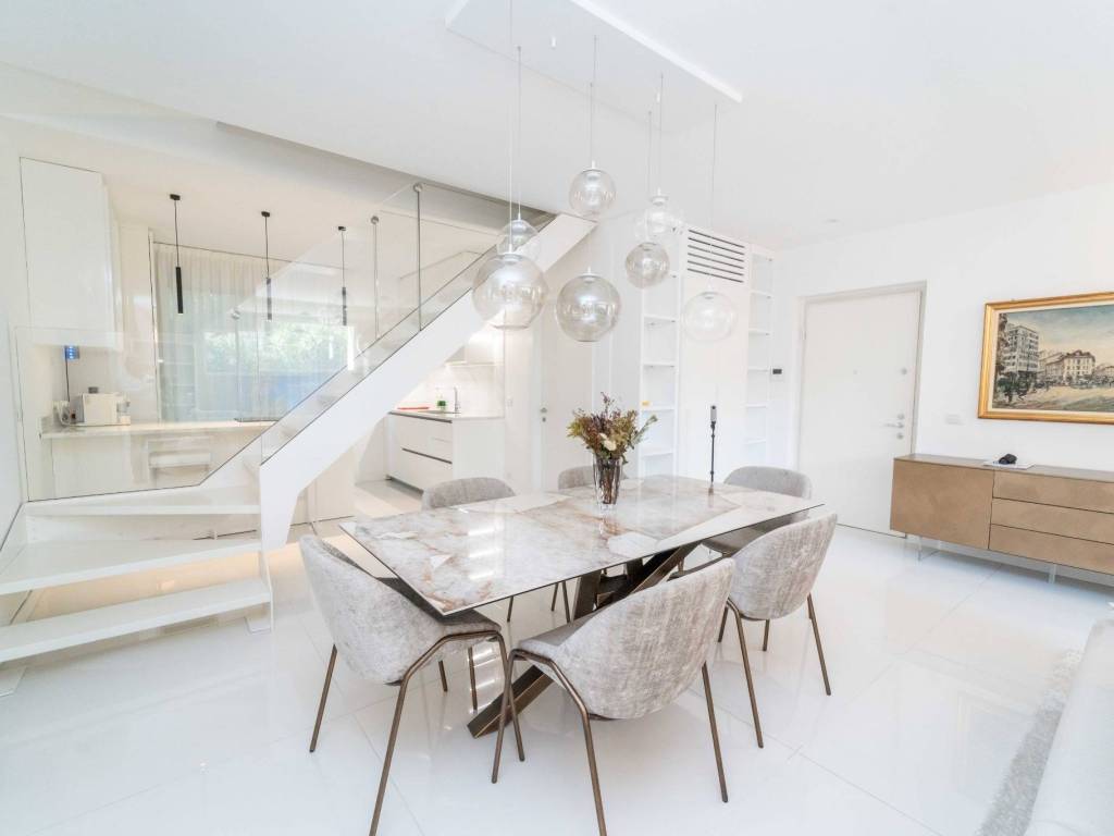 appartamento in vendita a Milano in zona Trenno