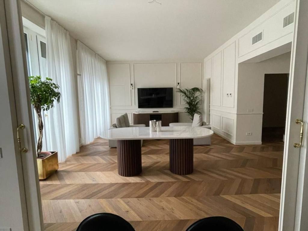 appartamento in vendita a Milano in zona Porta Venezia