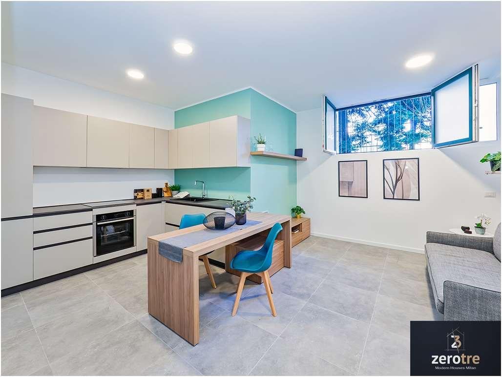 appartamento in vendita a Milano in zona Famagosta