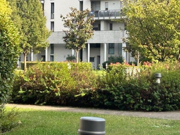 appartamento in vendita a Milano in zona Solari