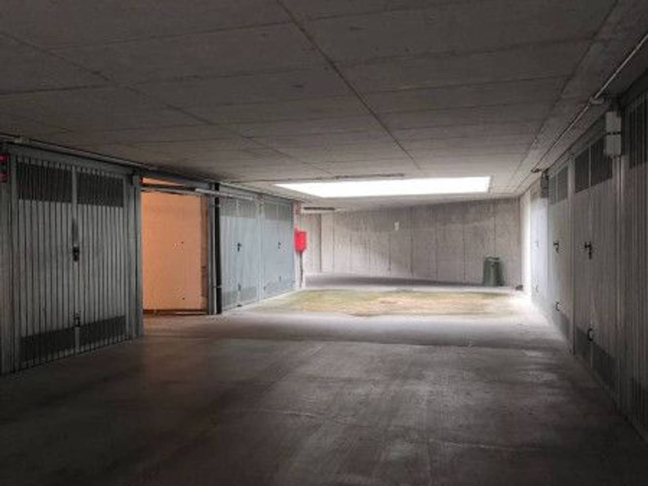 negozio in vendita a Milano in zona Ronchetto delle Rane