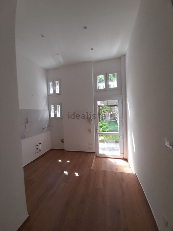 appartamento in vendita a Milano in zona Gorla