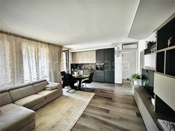 appartamento in vendita a Milano in zona Quarto Cagnino