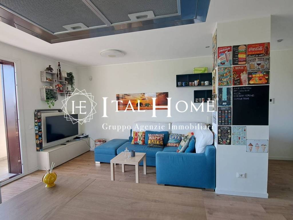 appartamento in vendita a Milano in zona Affori