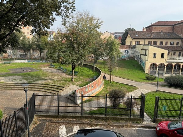 appartamento in vendita a Milano in zona Isola