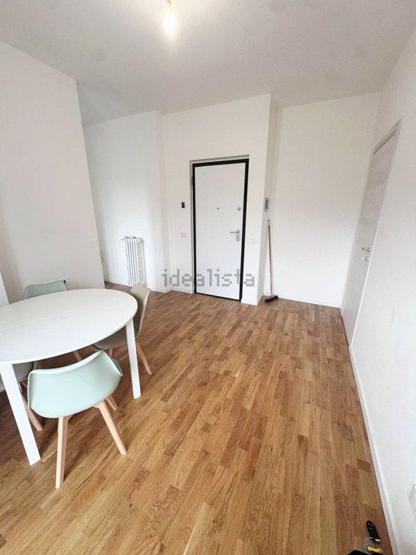 appartamento in vendita a Milano in zona Famagosta