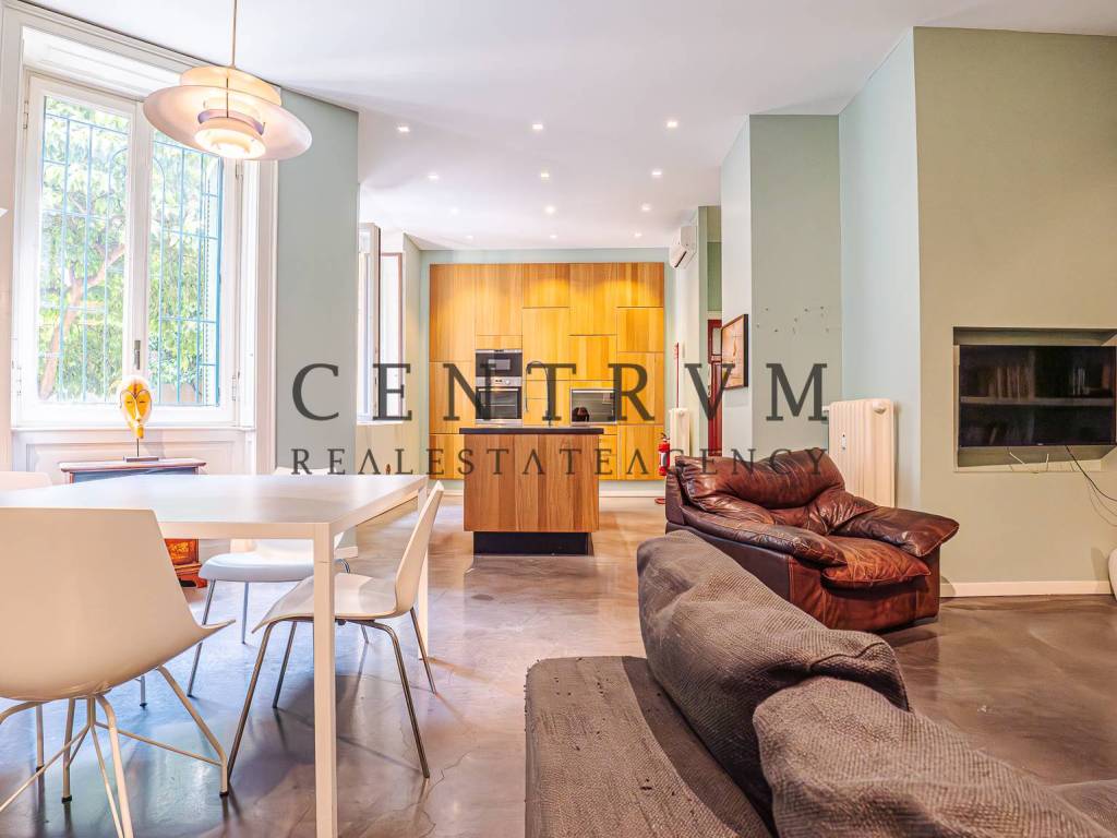 appartamento in vendita a Milano in zona Isola