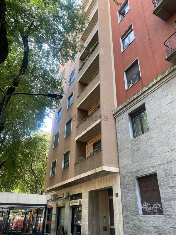 appartamento in vendita a Milano in zona Città Studi