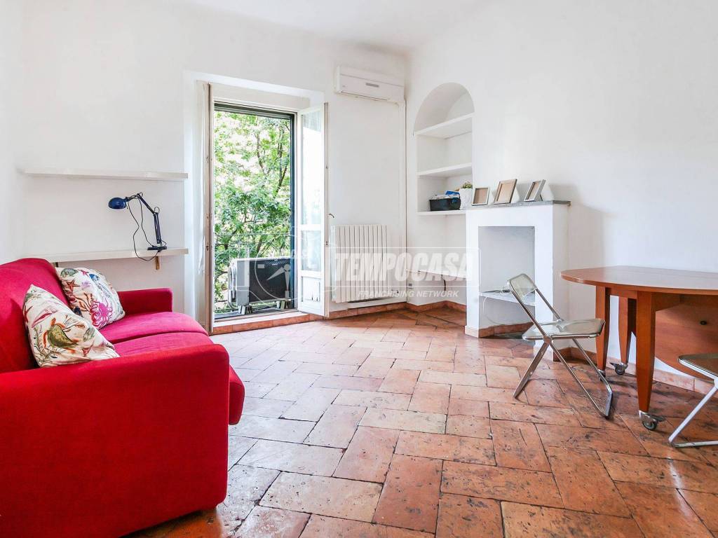 appartamento in vendita a Milano in zona Solari