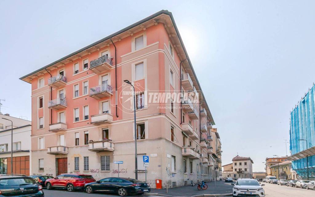 appartamento in vendita a Milano in zona Bovisa