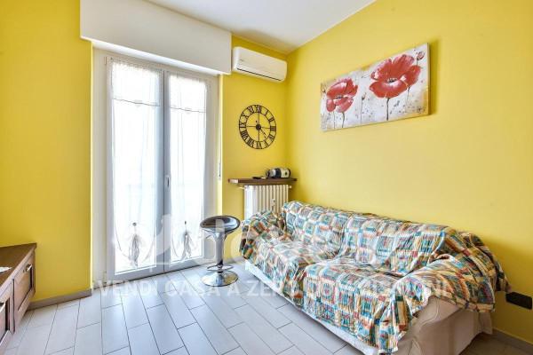 appartamento in vendita a Milano in zona Barona