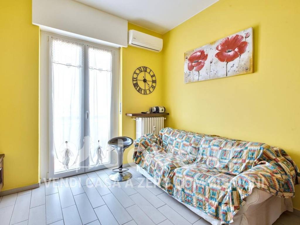 appartamento in vendita a Milano in zona Barona