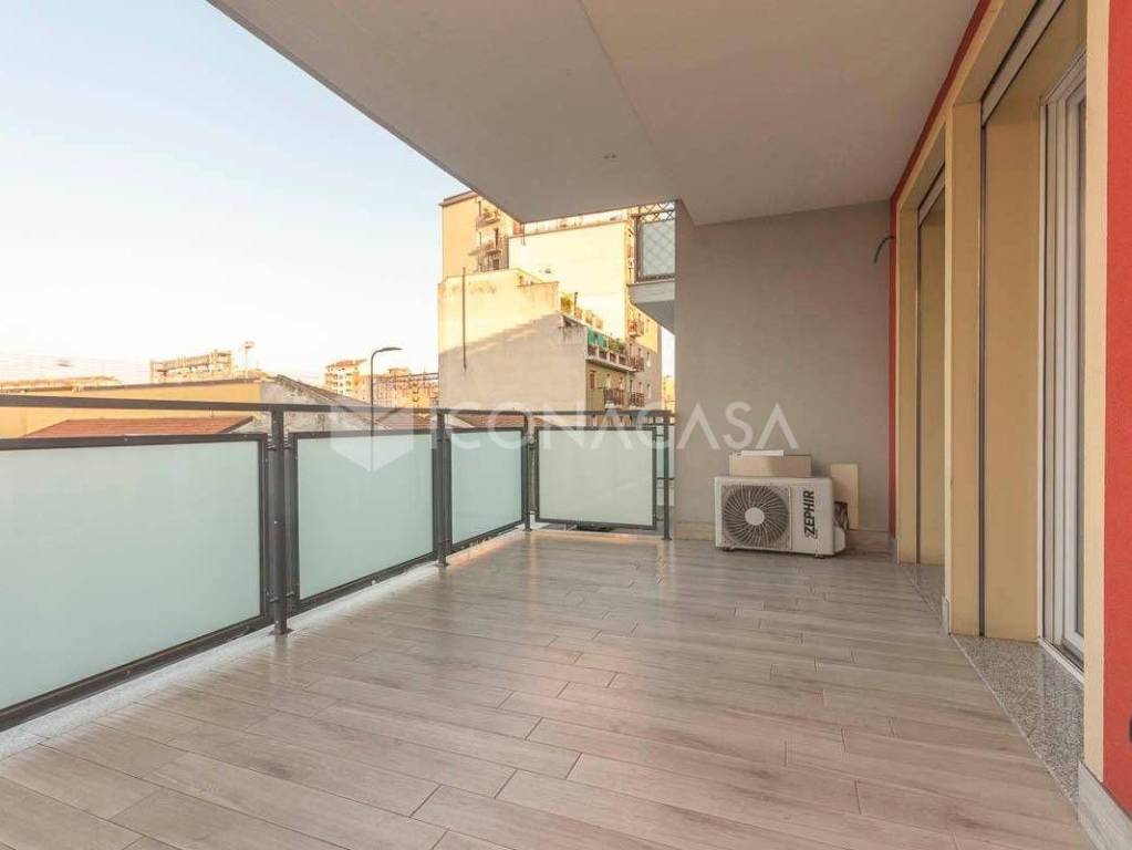 appartamento in vendita a Milano in zona Loreto
