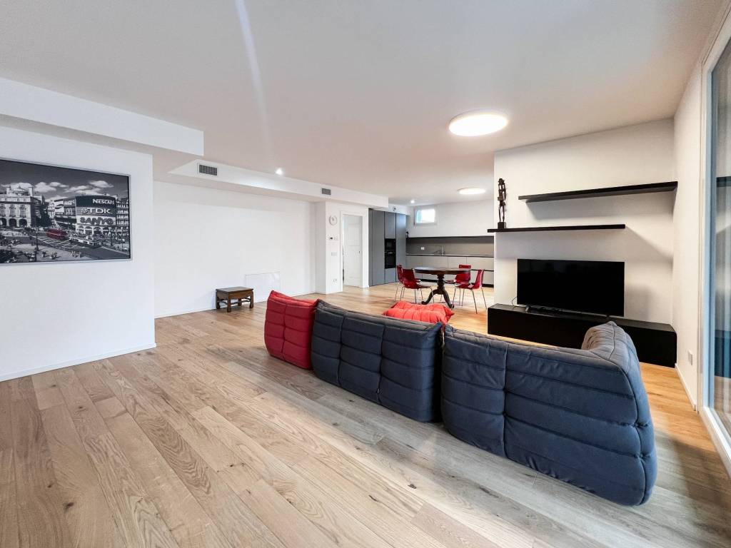 appartamento in vendita a Milano in zona Precotto