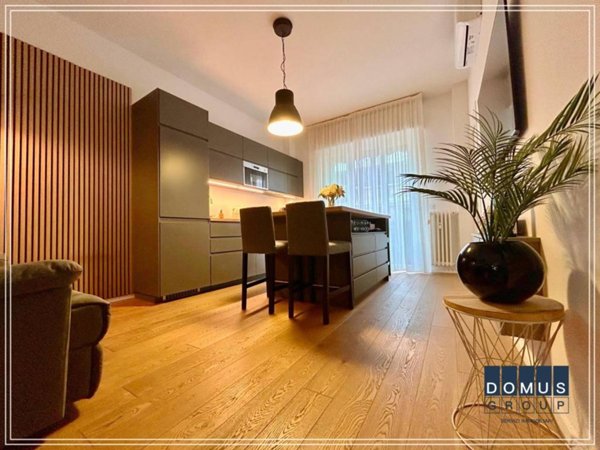 appartamento in vendita a Milano in zona Barona