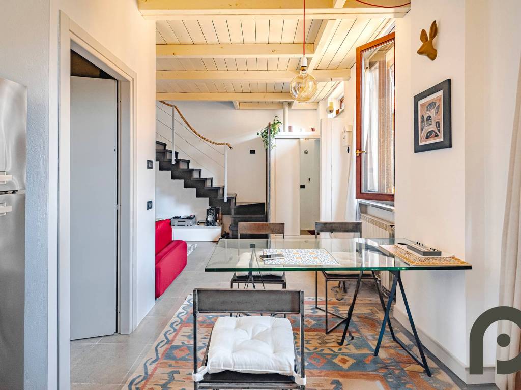 appartamento in vendita a Milano in zona Isola