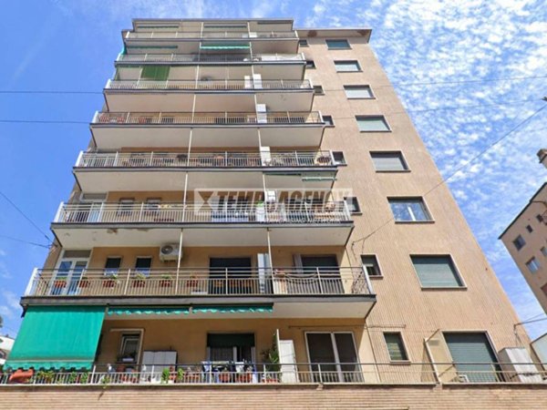 appartamento in vendita a Milano in zona Città Studi