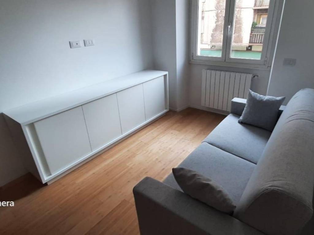 appartamento in vendita a Milano in zona Piazzale Lodi
