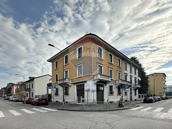 appartamento in vendita a Milano in zona Precotto