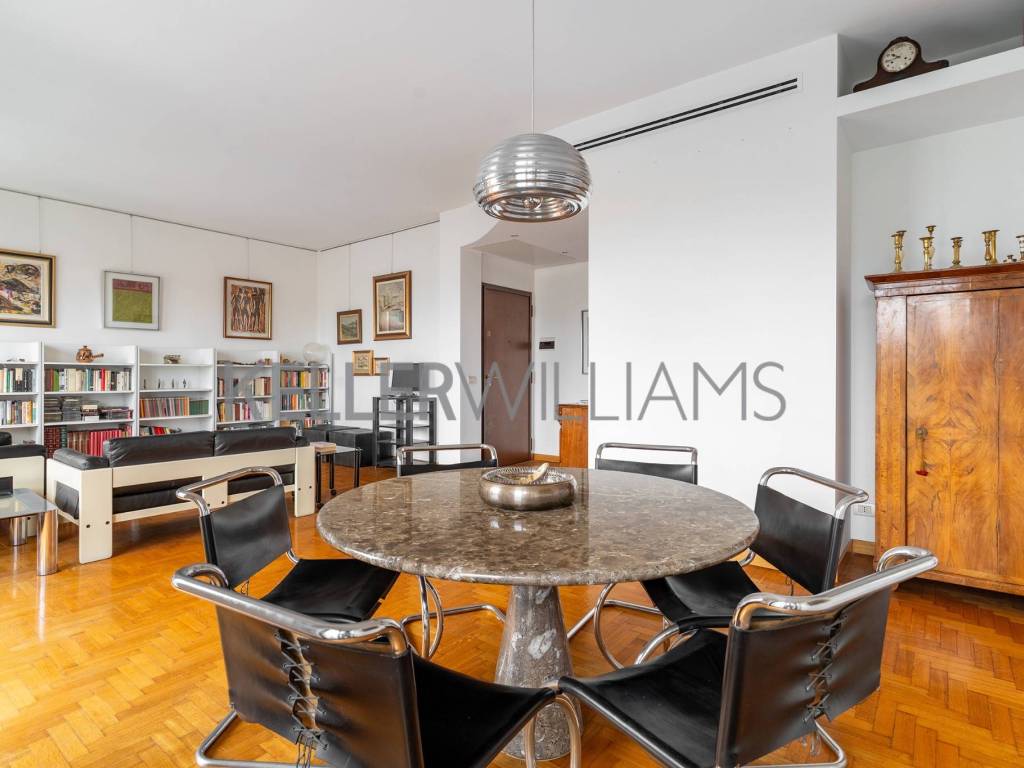 casa indipendente in vendita a Milano in zona Precotto