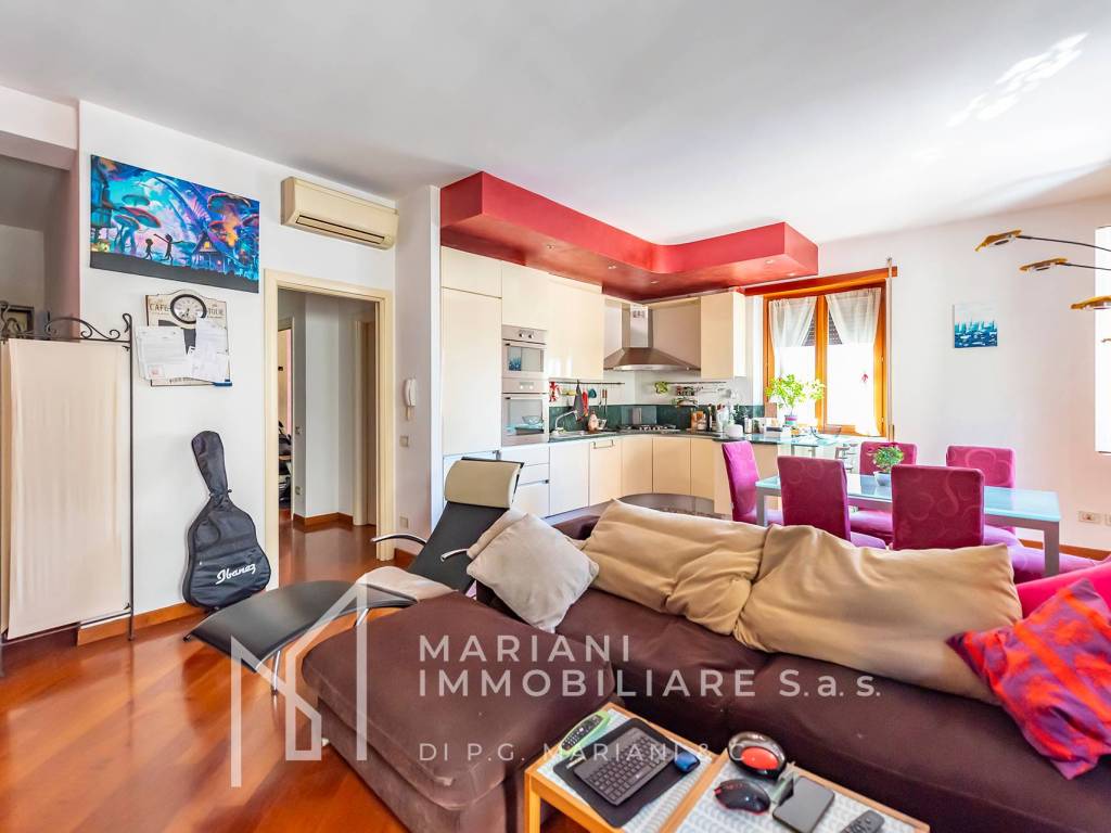 appartamento in vendita a Milano in zona Ghisolfa