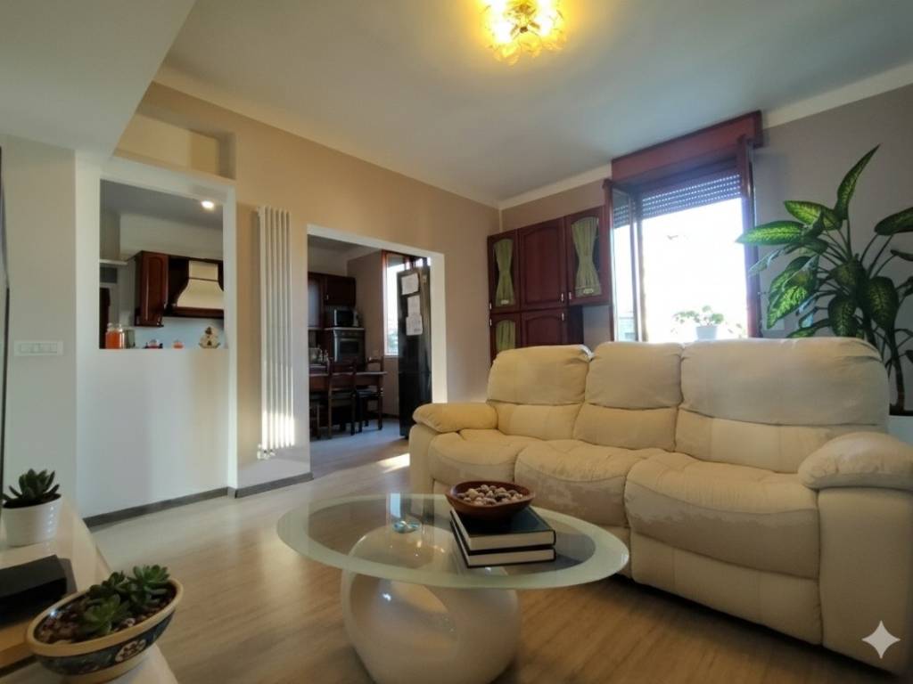 appartamento in vendita a Milano in zona Maggiolina