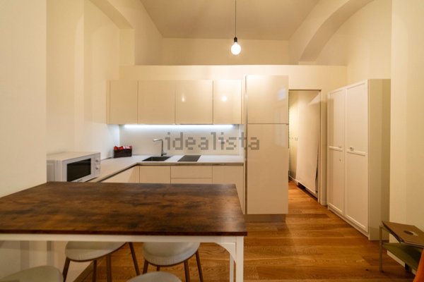 appartamento in vendita a Milano in zona Guastalla